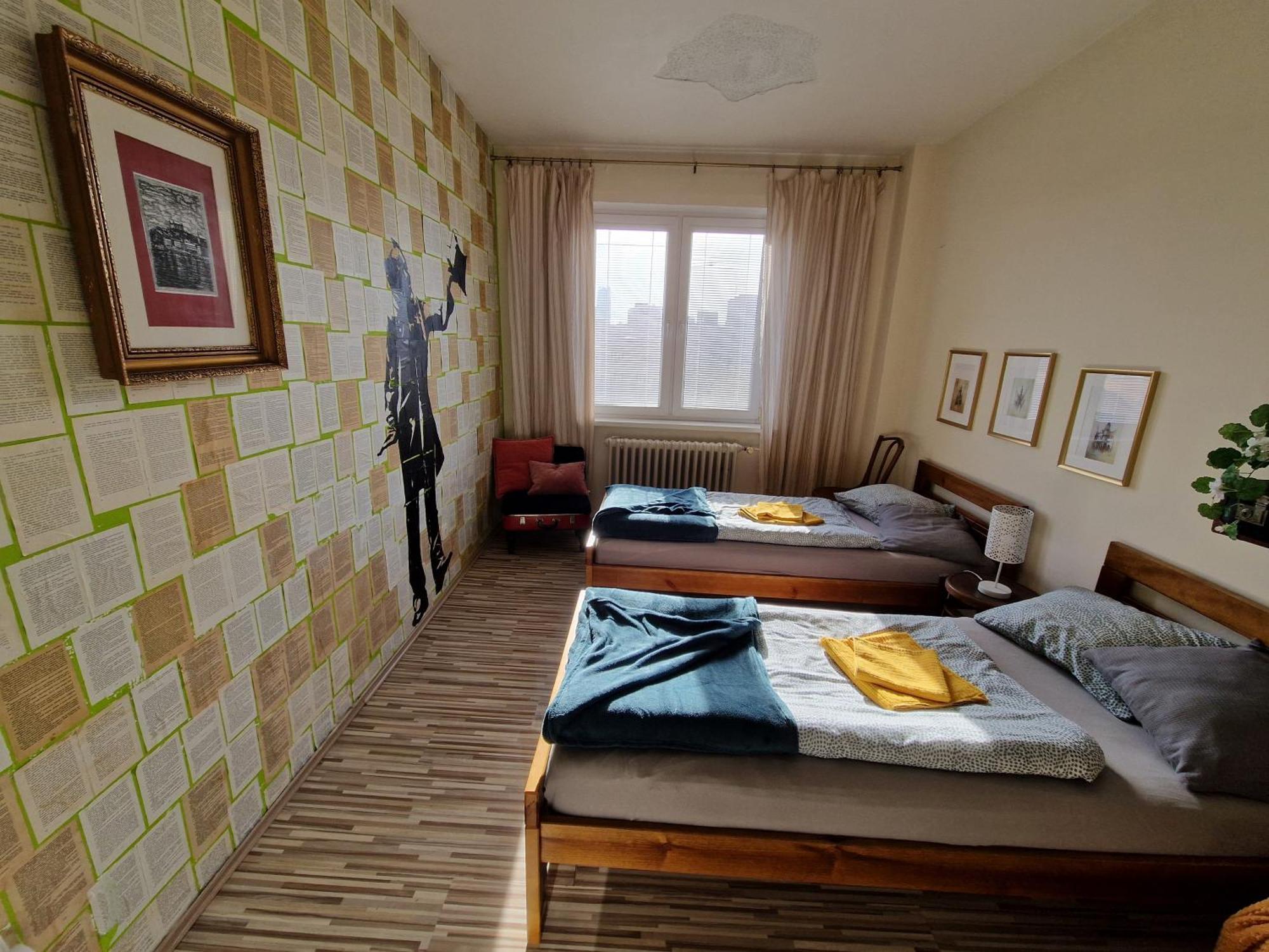 Touch Of History Apartment Братислава Экстерьер фото