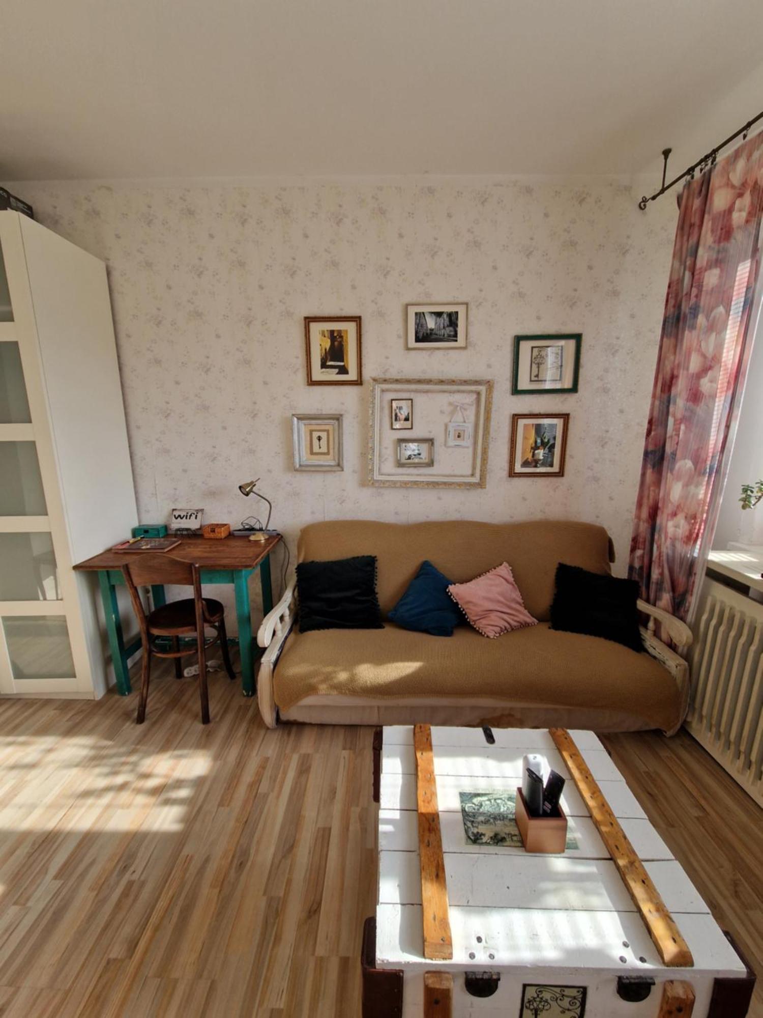 Touch Of History Apartment Братислава Экстерьер фото
